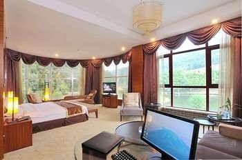 Luanchuan Re-Channel Ferry Lake Hotel Gucheng  Exterior foto