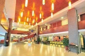 Luanchuan Re-Channel Ferry Lake Hotel Gucheng  Exterior foto