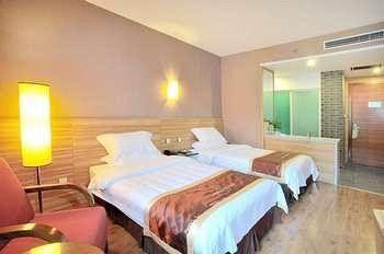 Luanchuan Re-Channel Ferry Lake Hotel Gucheng  Exterior foto